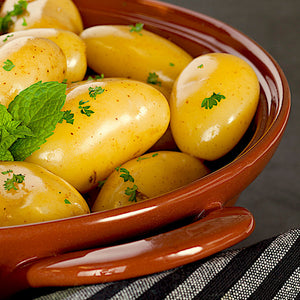 CREAMY CONFIT POTATOES