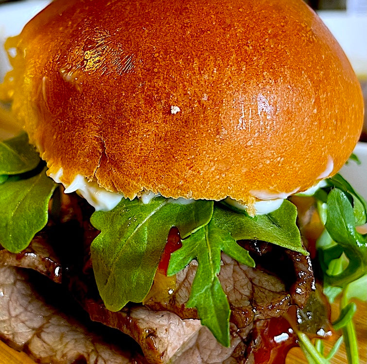 6-MINUTE SLOW-COOKED SLIDERS