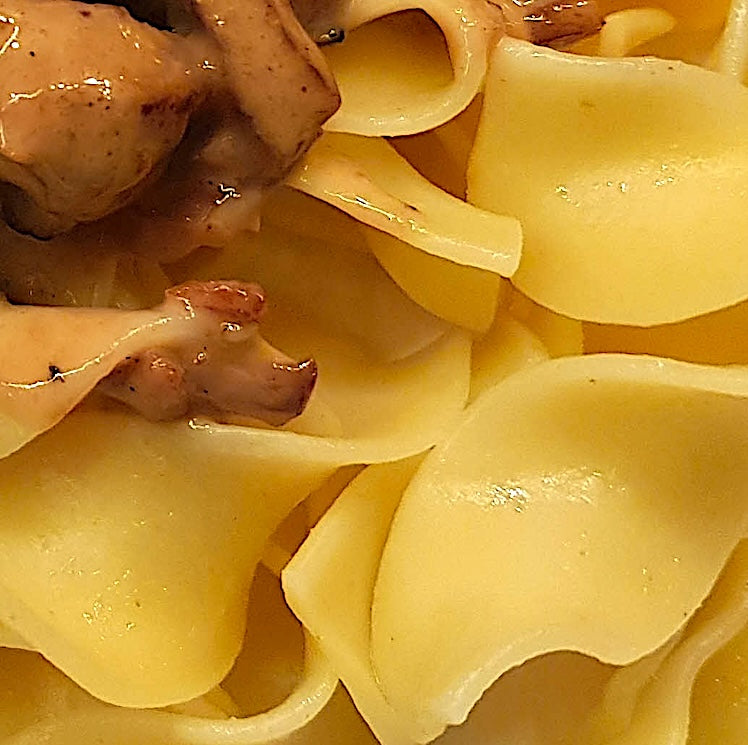 BUTTERED EGG NOODLES