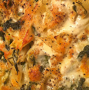 CHEESY ARTICHOKE SPINACH CASSEROLE*