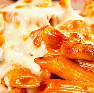CHEESY CREAMY PASTA BAKE