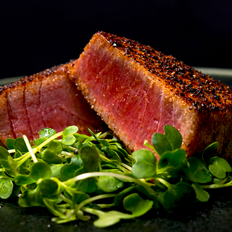 SEARED TUNA STEAK