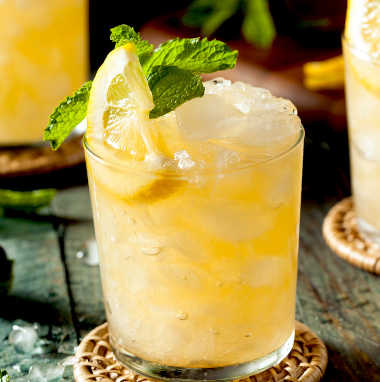 WHISKEY SMASH COCKTAIL