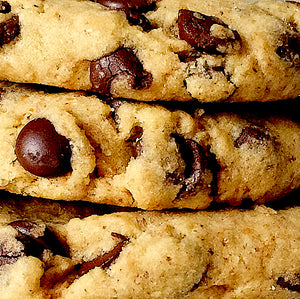 GORGEOUSLY GOOEY CHOCOLATE CHIP COOKIES
