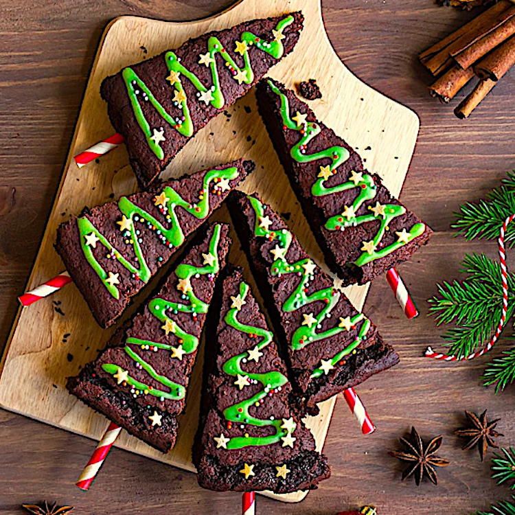 CHRISTMAS TREE BROWNIES