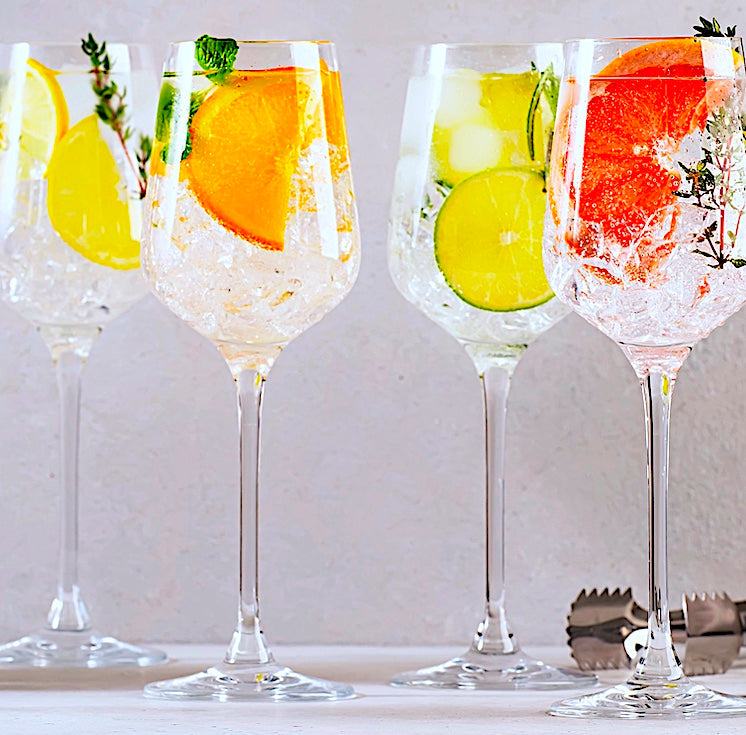 SUMMER TROPICAL COCKTAILS