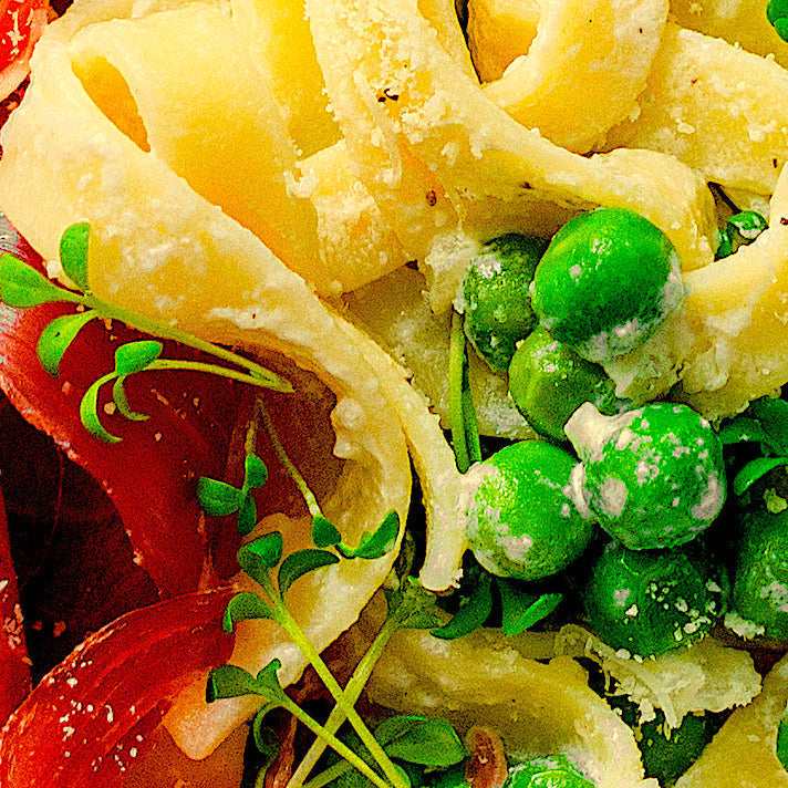 TAGLIATELLE PEAS & PROSCIUTTO