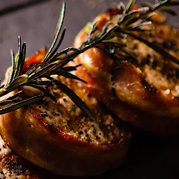 GREMOLATA-PEACH TENDERLOIN